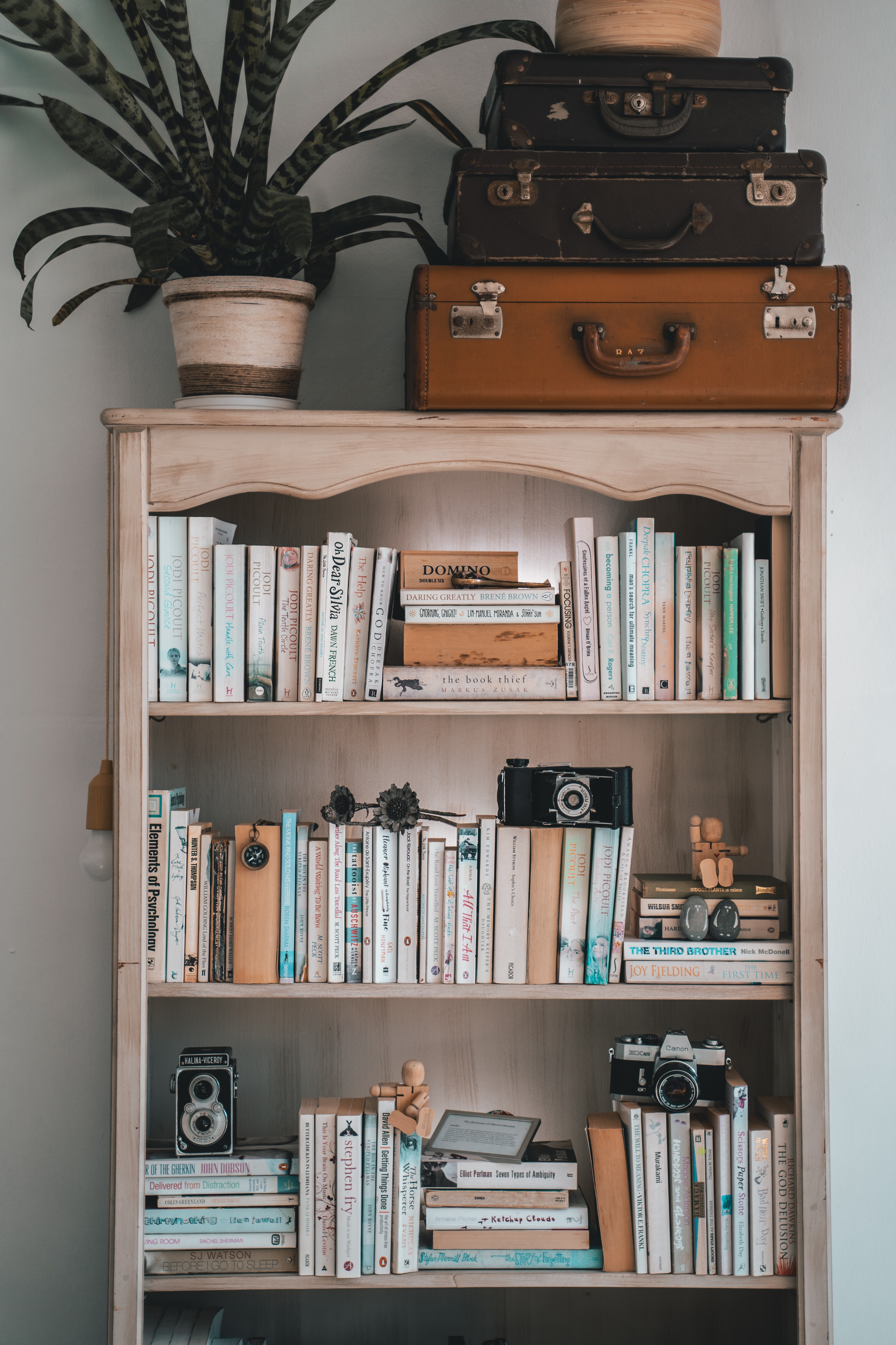 Keep the stories – Lose the stuff!